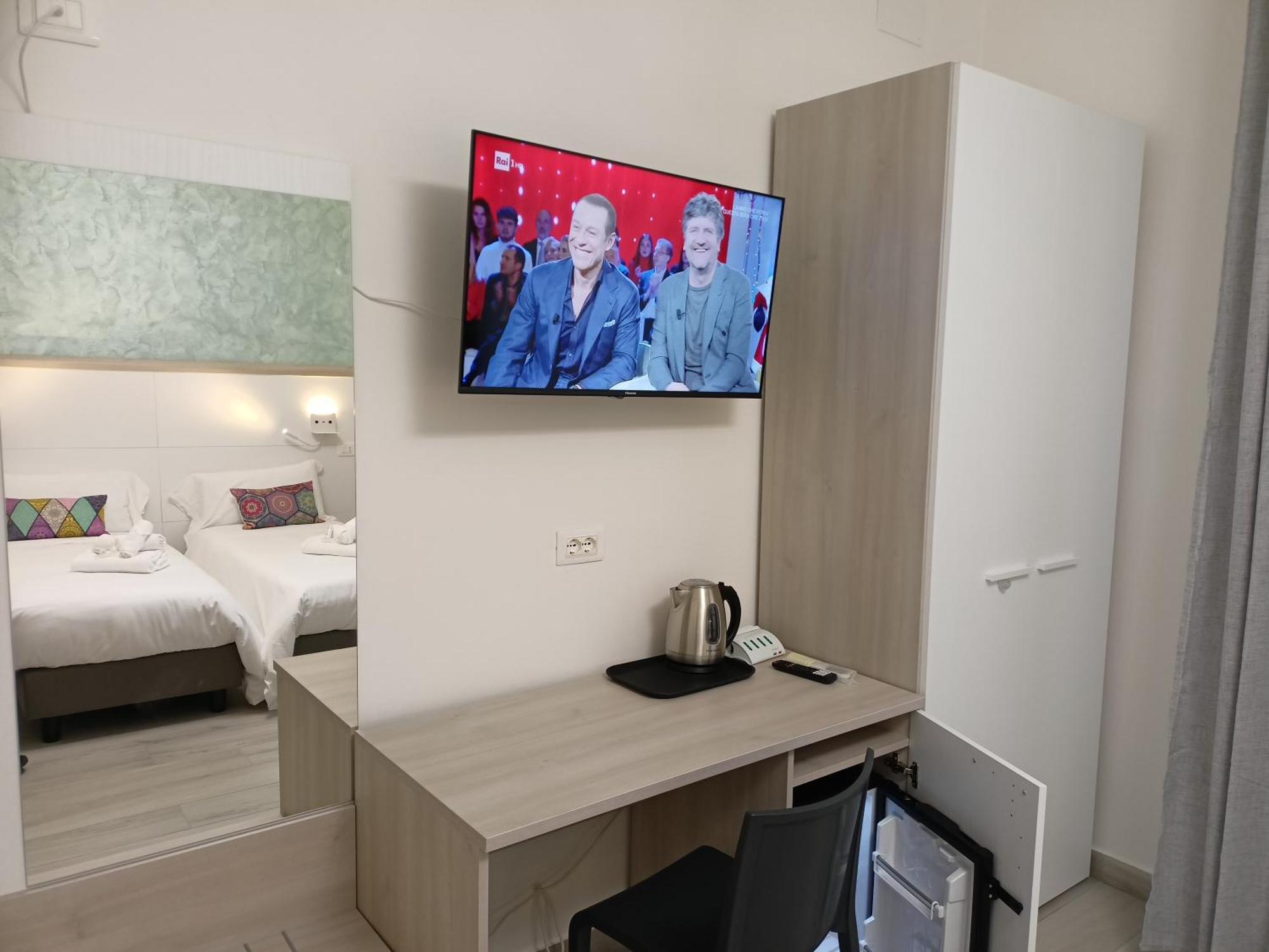 La Dea Rooms Ferrare Extérieur photo