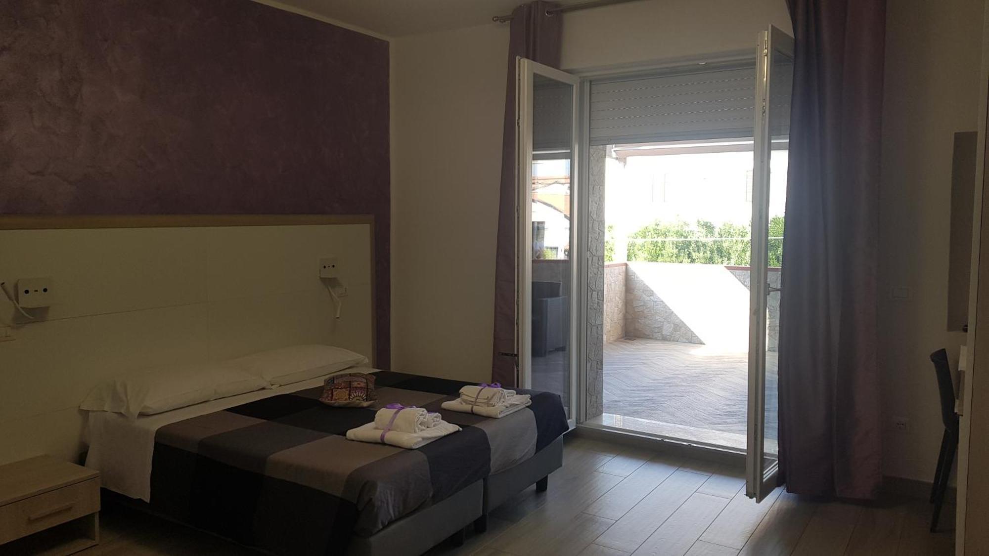 La Dea Rooms Ferrare Extérieur photo