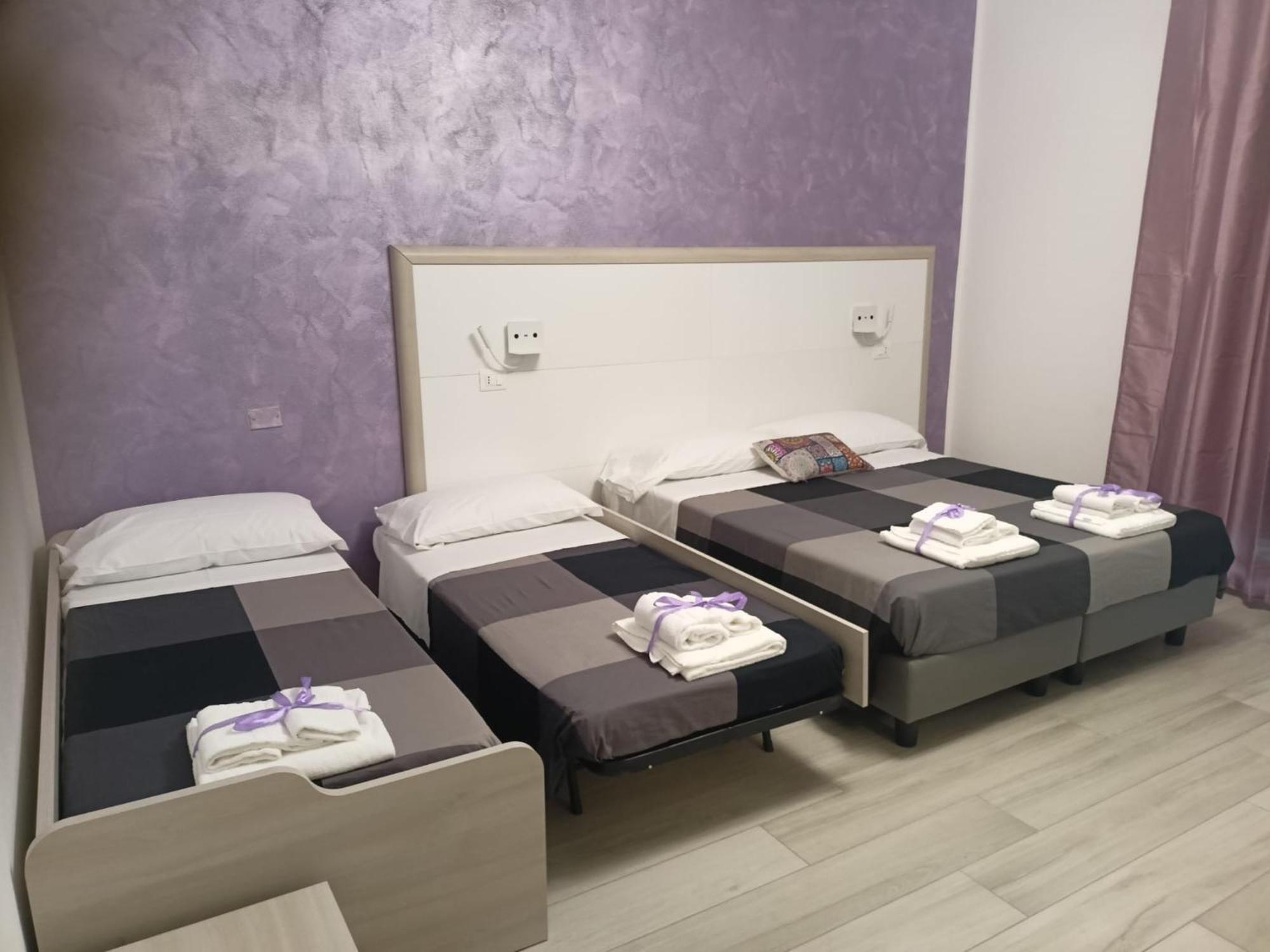 La Dea Rooms Ferrare Extérieur photo